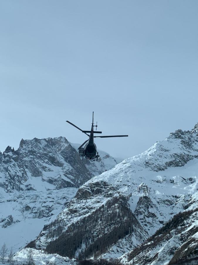 Chalet Monte Bianco クールマイユール エクステリア 写真